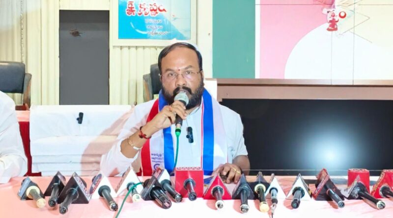 మున్సిపల్ ఎన్నికల్లో ‘బీసీల ఓటు బీసీలకే’ : గుజ్జ సత్యం పిలుపు