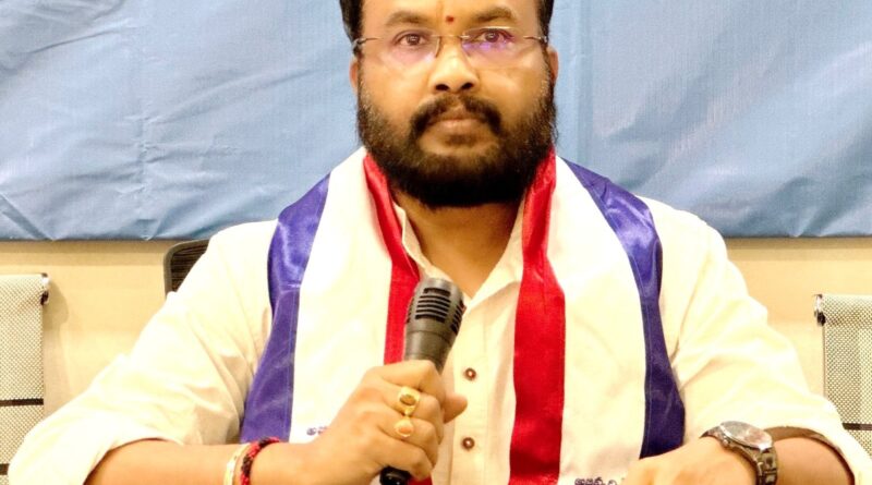 Gujja Sathyam demanding 42 percent BC reservations in India