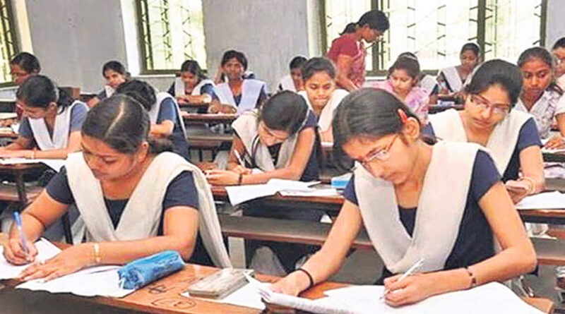 SSC Class 10 exam center in Warangal with students arriving for exams