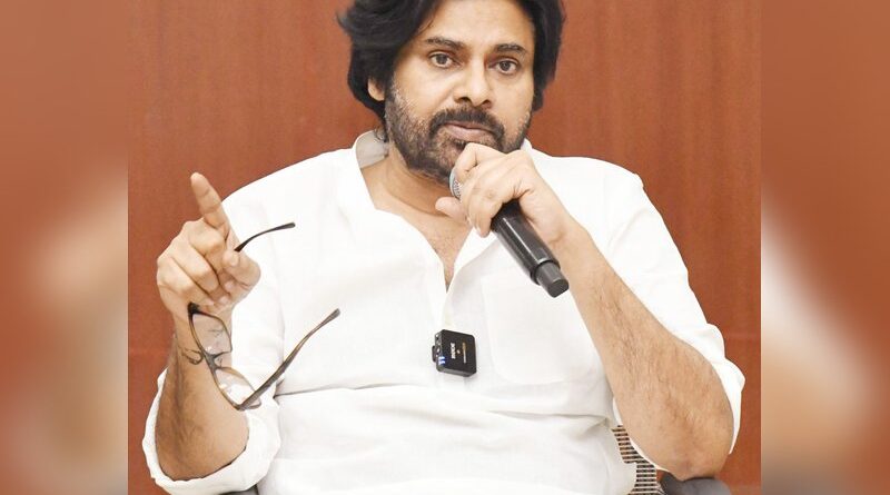 YSRCP attack attempt on ABN Andhra Jyothi office in Hyderabad