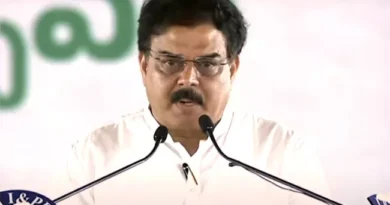 Pawan Kalyan backs Amaravati farmers protest movement