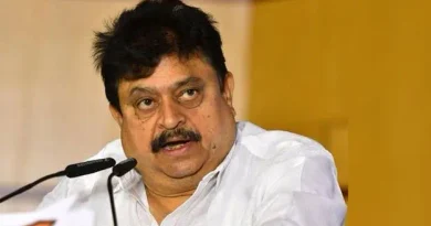 BJP leaders protest against 22A GO over Telangana land issues