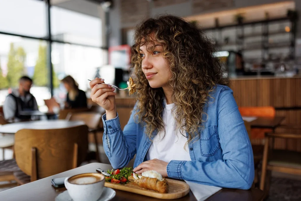 Eating alone and its impact on mental health