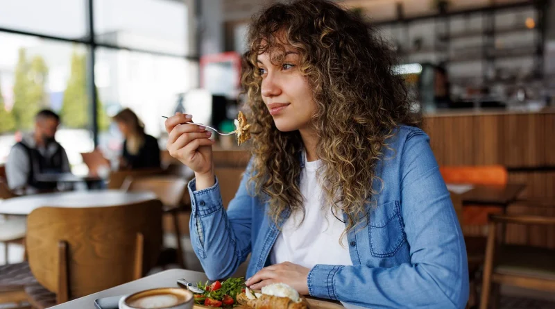 Eating alone and its impact on mental health