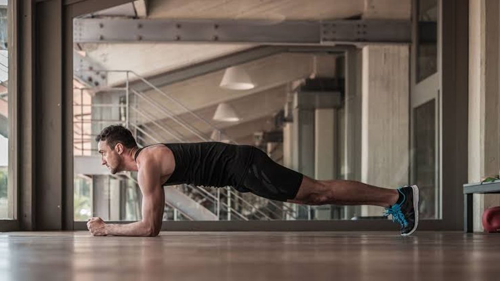 Plank exercise for blood pressure control and heart health
