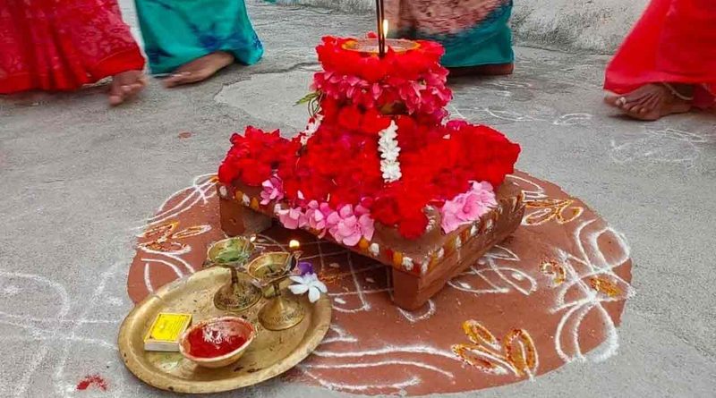 Boddemma Festival celebrated before Bathukamma in Telangana